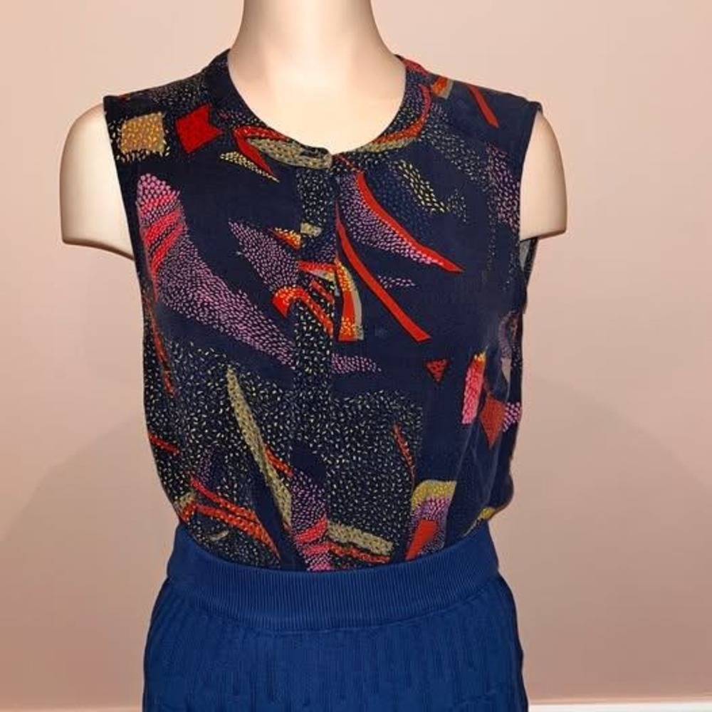Numph Itachi Blouse Top Iris Navy Blue Abstract Geometric Sleeveless Size 40